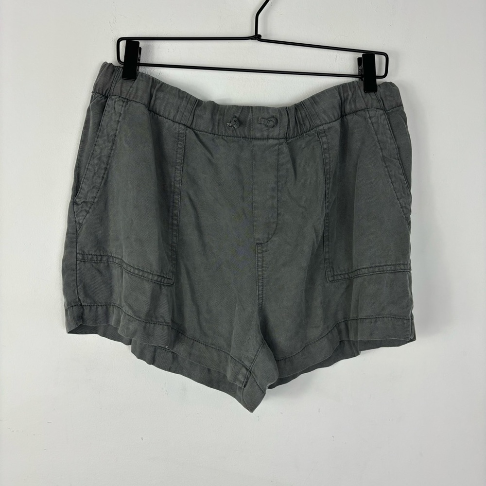 Gap Gray Lyocell Shorts Womens L Lounge Breathable Drawstring Elastic Neutral